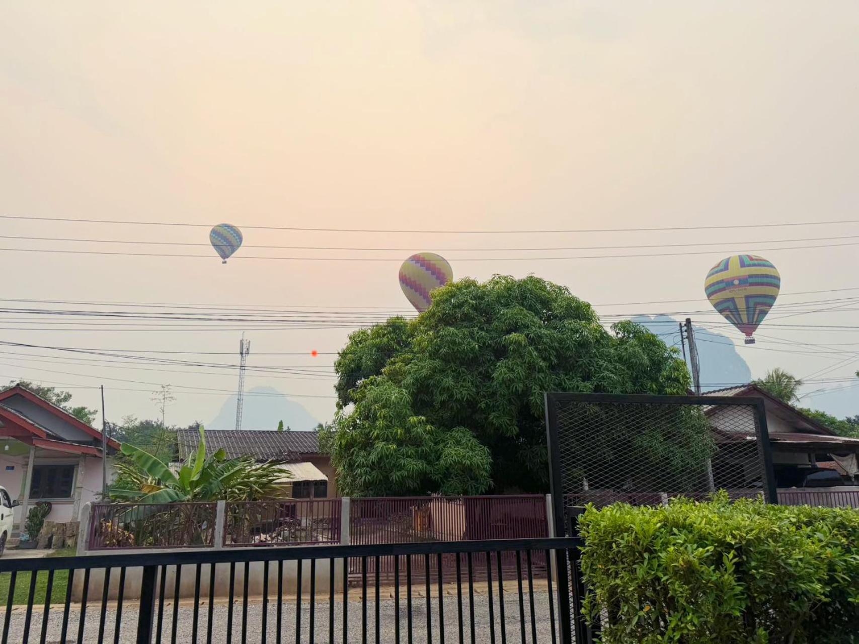 ואנג ויינג Kong Resort Vangvieng מראה חיצוני תמונה